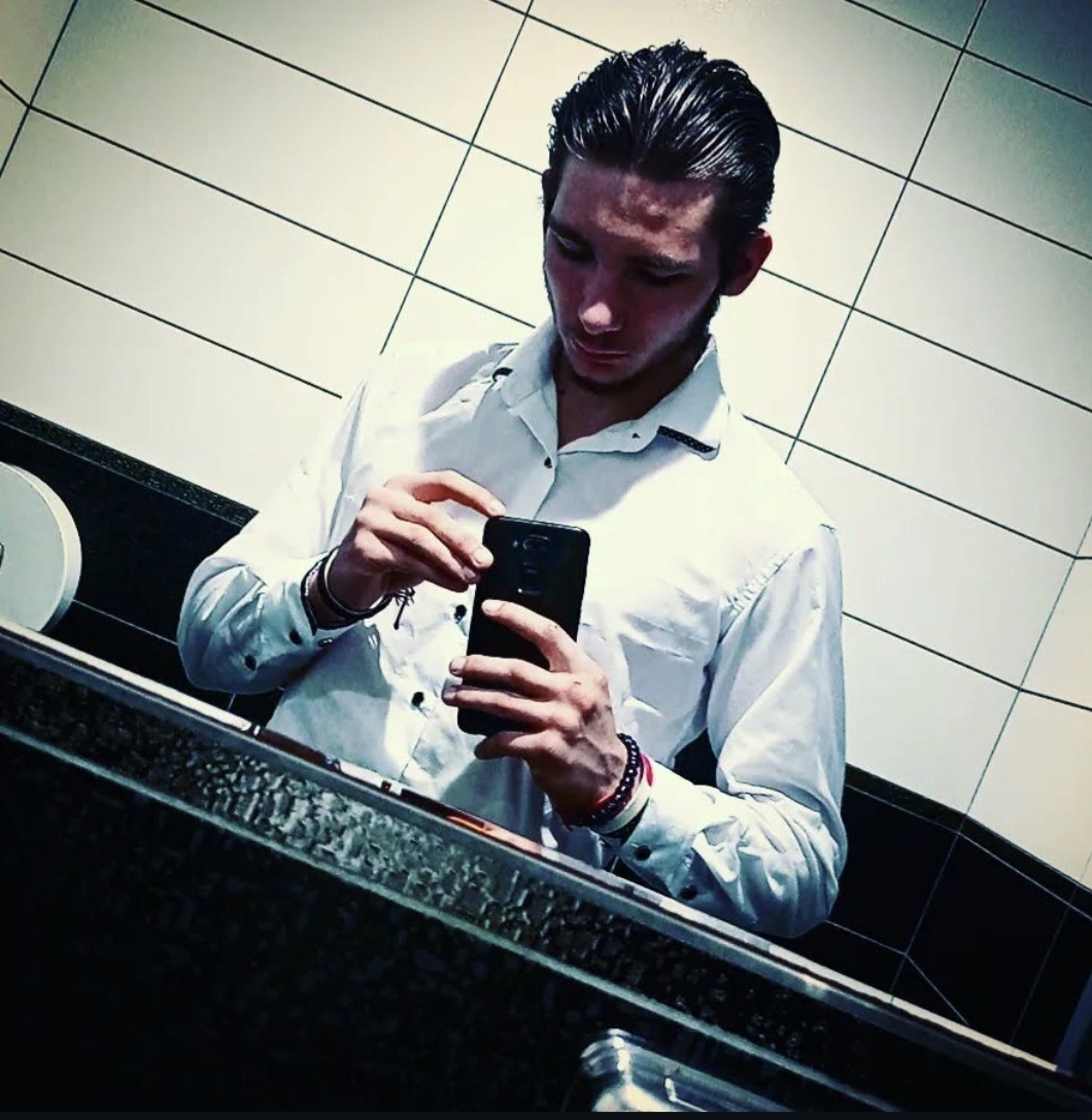 Profil de Taoufik, 20 ans, Sex à Hautbellain