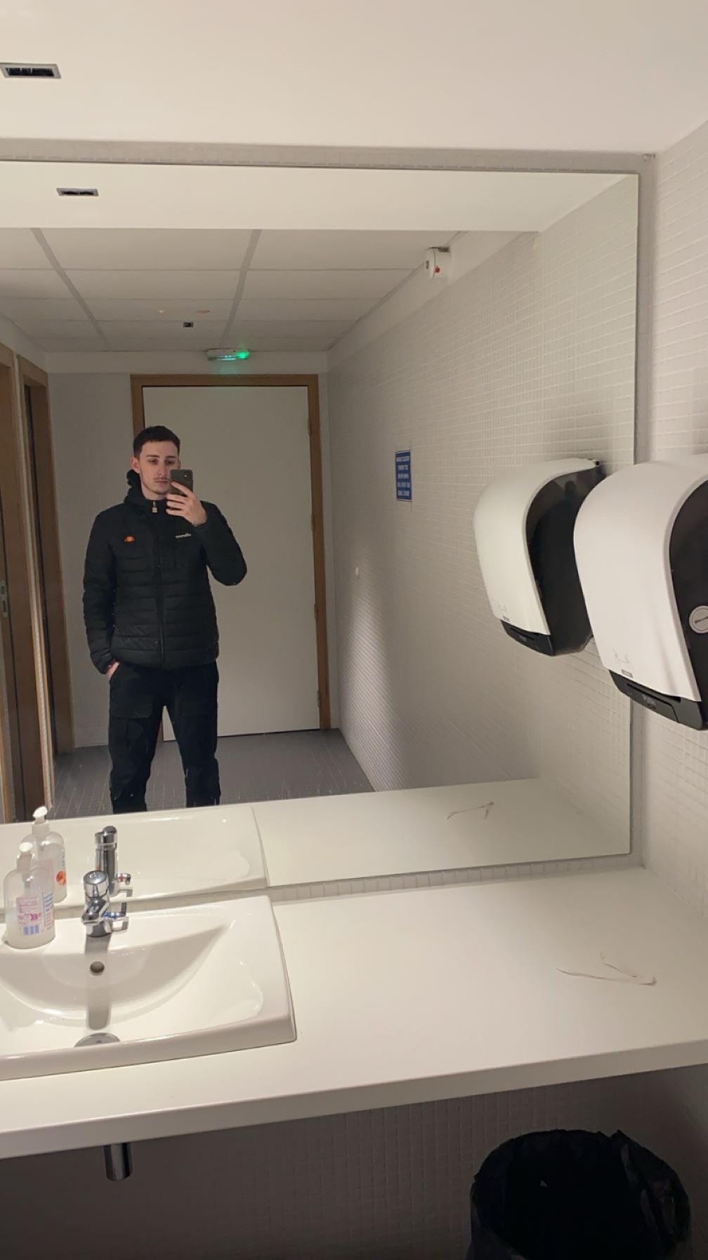 Profil de Santiana, 20 ans, Sex à Kaesfurt